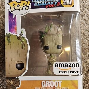 Funko Pop Groot Amazon Exclusive with Green Accents